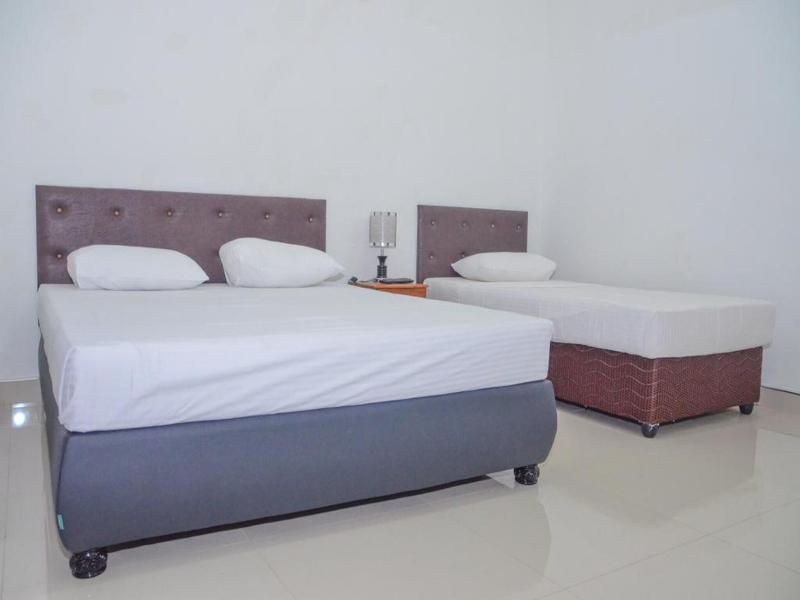 Mount View Hotel image