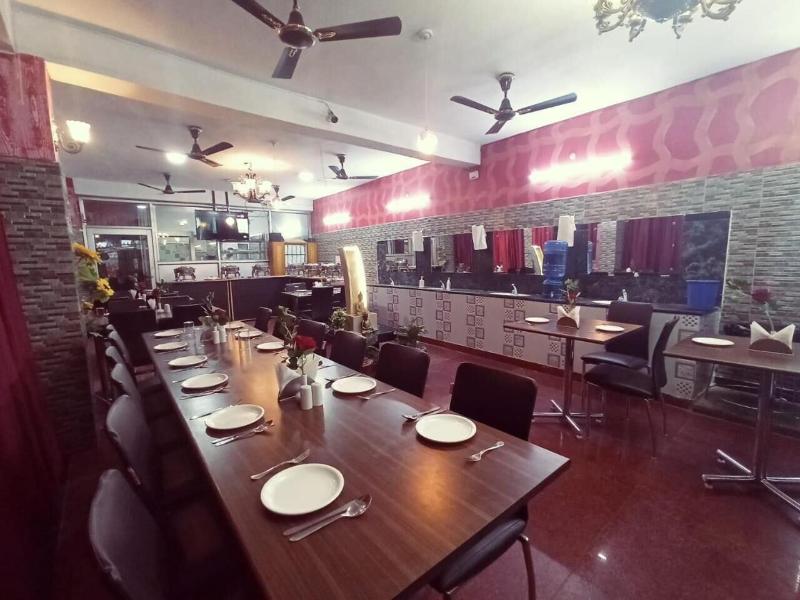 Hotel Anand Lok
