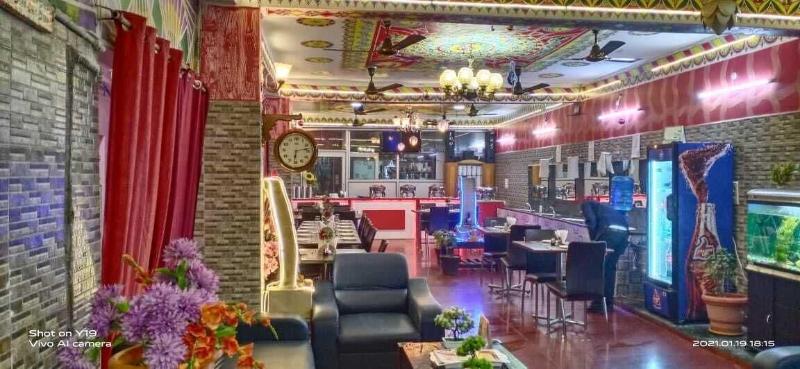 Hotel Anand Lok