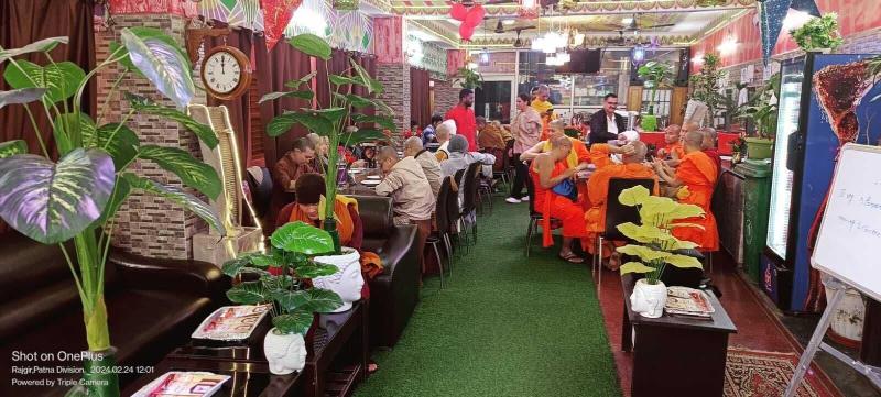 Hotel Anand Lok