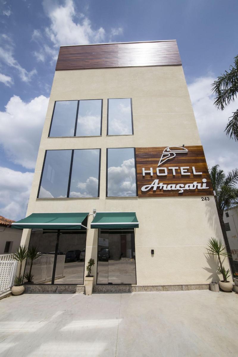 Hotel Araçari