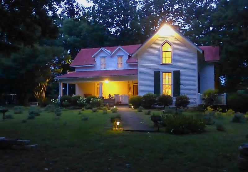 Mulberry Lavender Farm and B&B image