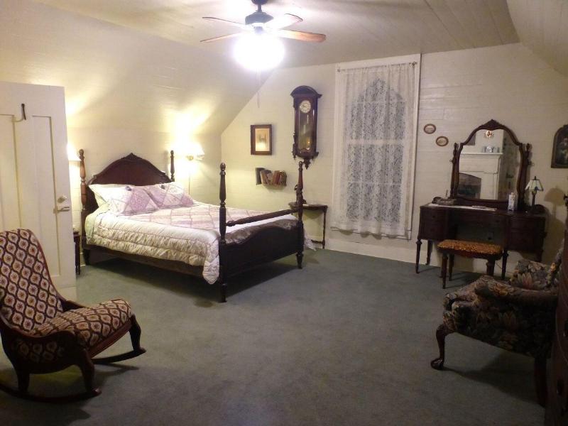 Mulberry Lavender Farm and B&B image