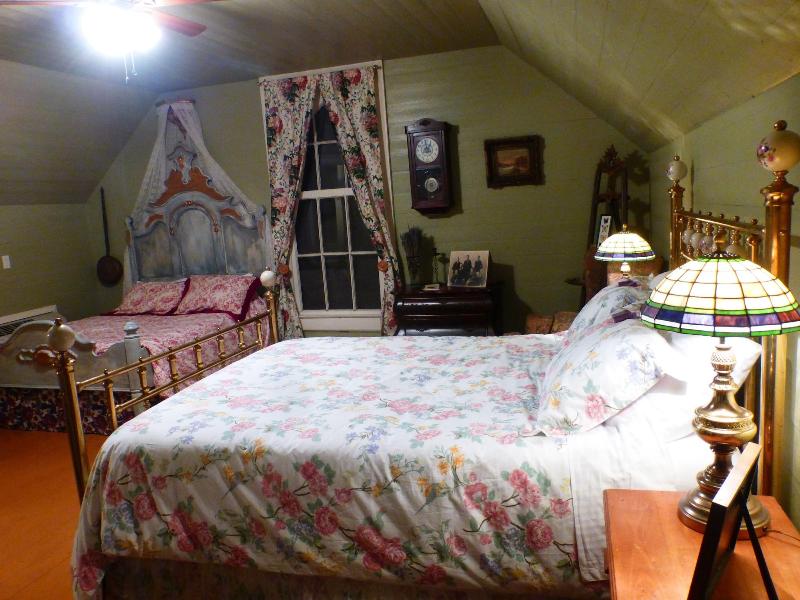 Mulberry Lavender Farm and B&B image