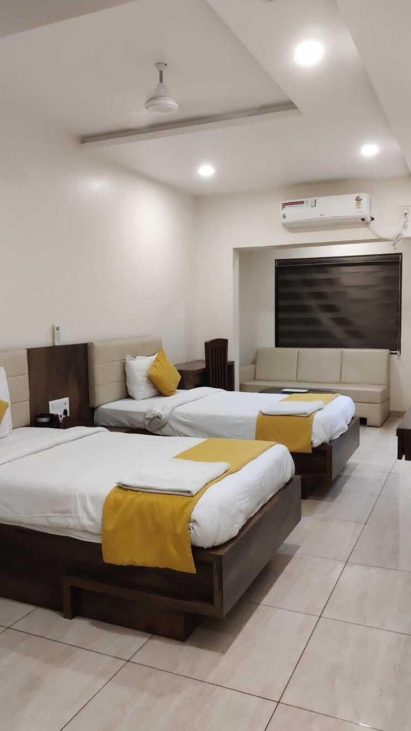 Hotel Balaji Palace image