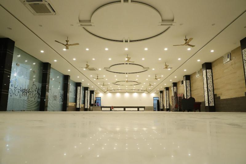 Hotel Bandhan