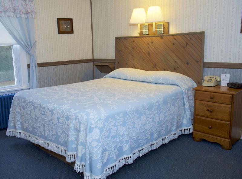 Myer Motel image