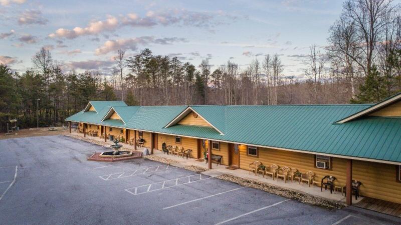 Nacoochee Valley Rentals image