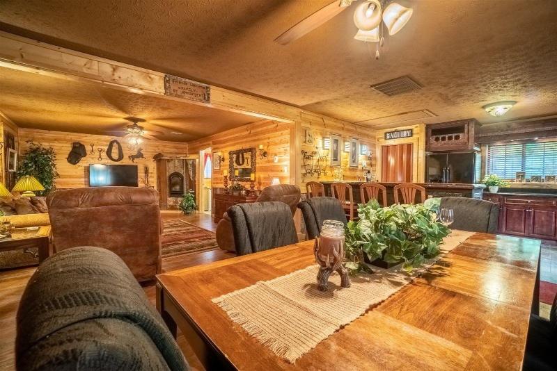 Nacoochee Valley Rentals image