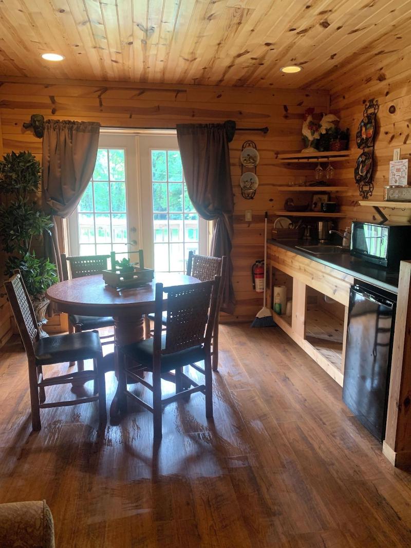 Nacoochee Valley Rentals image