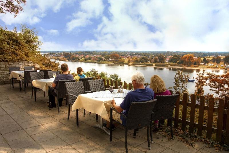 Hotel Bellevue image