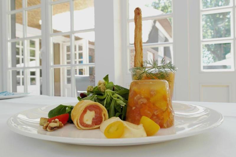 Hotel Blauer Fasan image