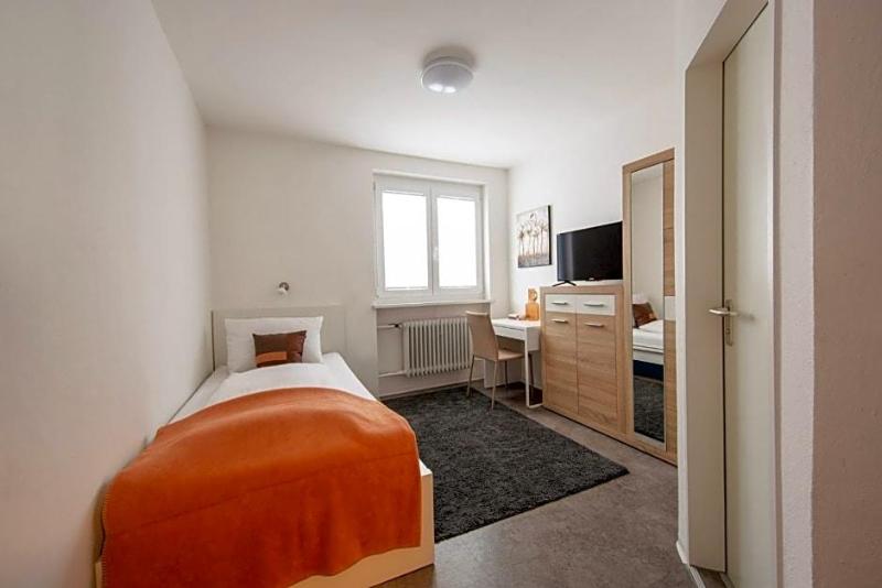 Hotel & Boarding House Schlosserwirt image