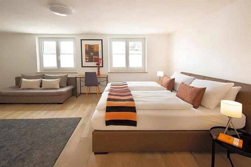 Hotel & Boarding House Schlosserwirt image