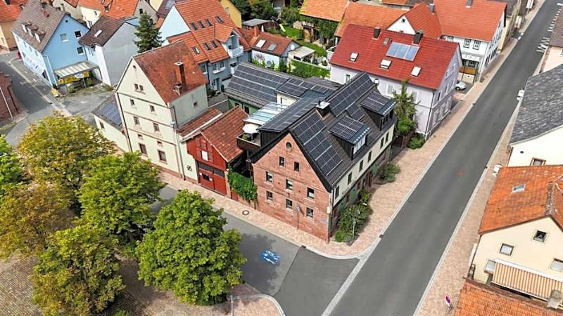 Zur Alten Brauerei Zapf image