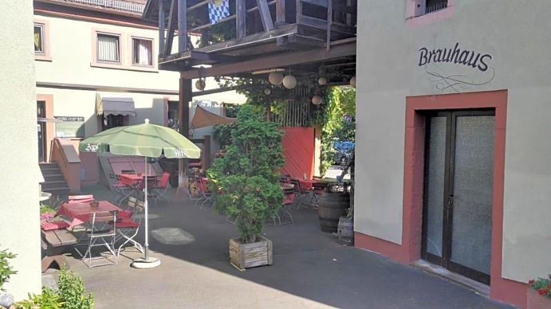 Zur Alten Brauerei Zapf image