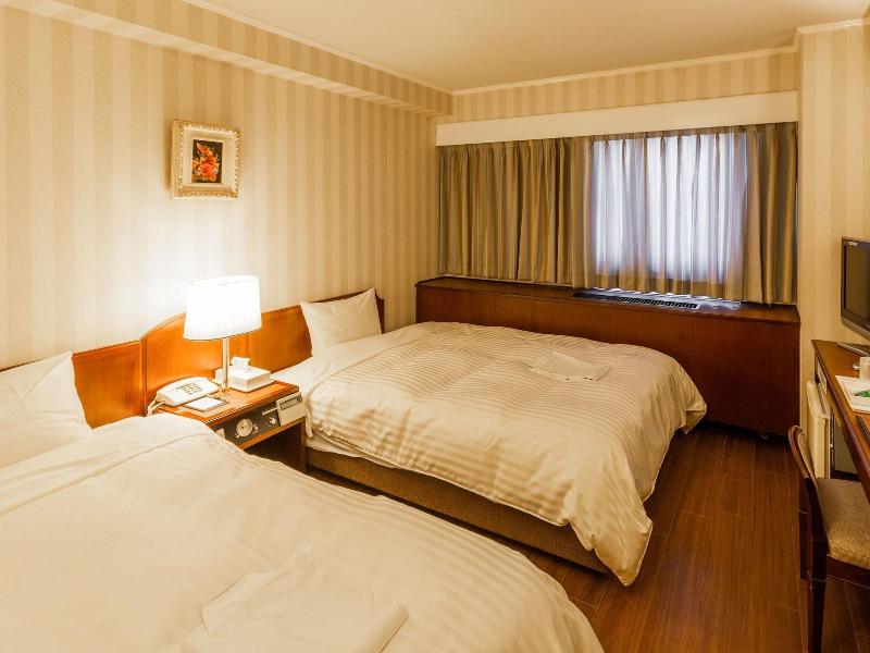Hotel Castle Inn Yokkaichi image