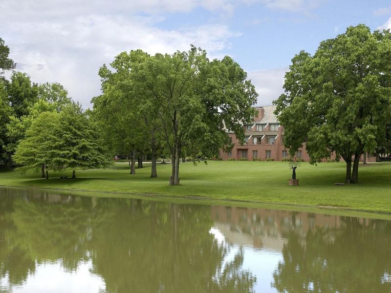 New Harmony Inn Resort And Conference Center, New Harmony