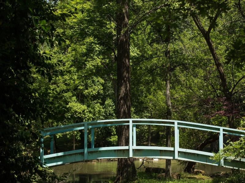 New Harmony Inn Resort And Conference Center