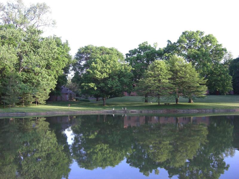 New Harmony Inn Resort And Conference Center