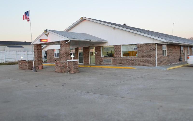 Night Inn image