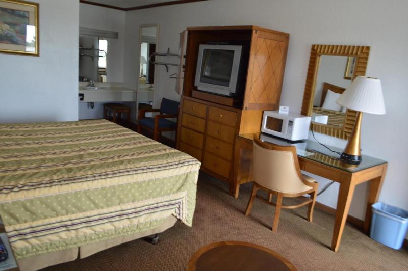 Night Inn image