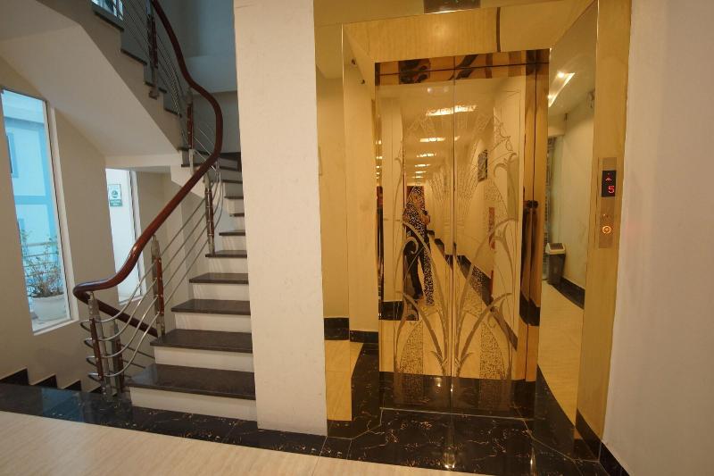 Ninh Phong Hotel image