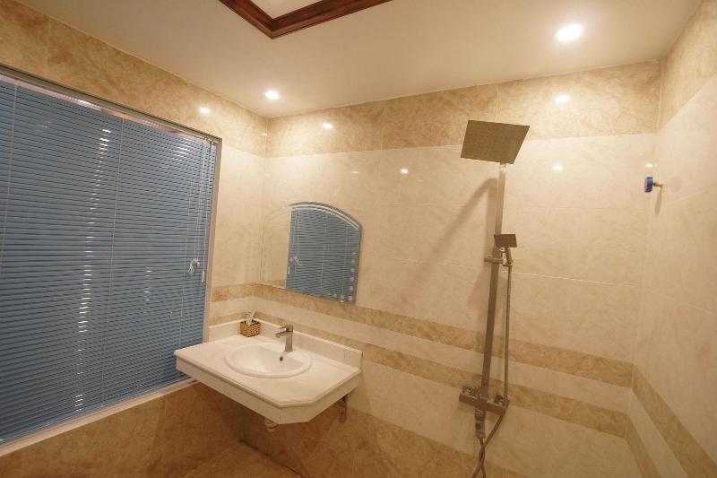 Ninh Phong Hotel image