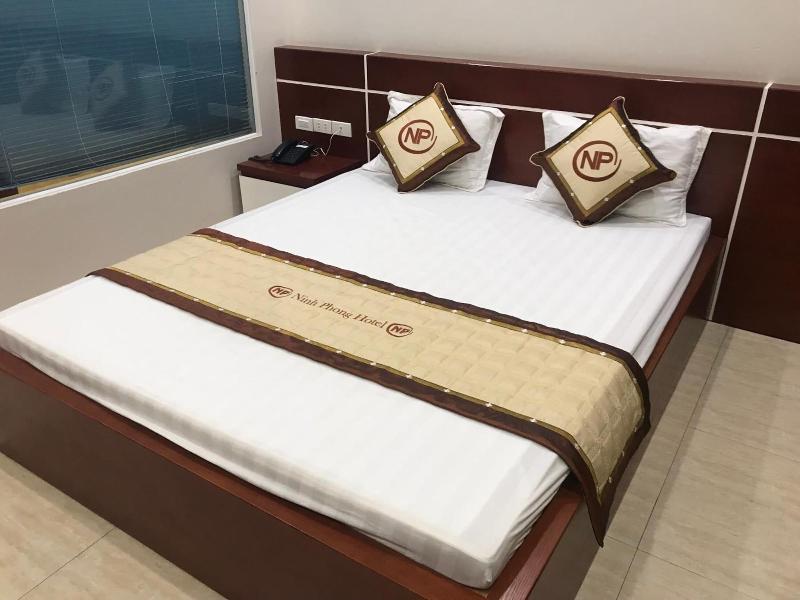 Ninh Phong Hotel image