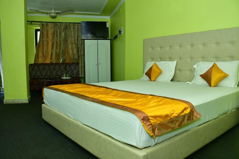 Hotel Dolphin image