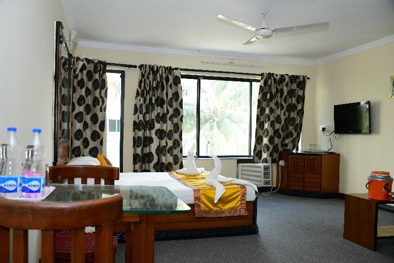 Hotel Dolphin image