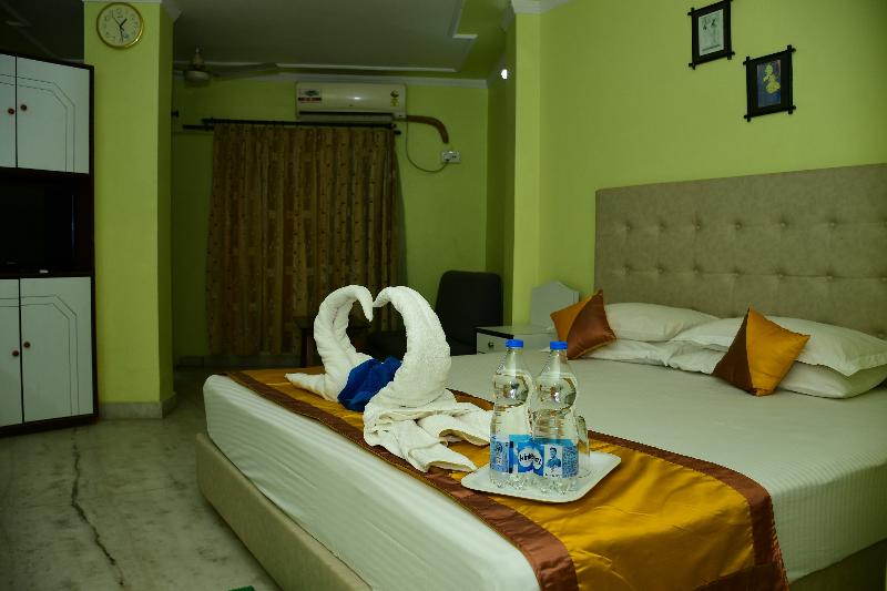 Hotel Dolphin image