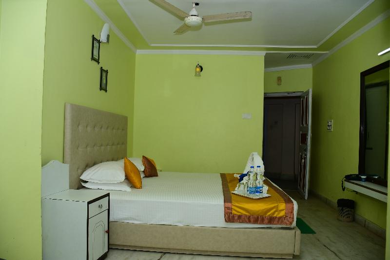 Hotel Dolphin image