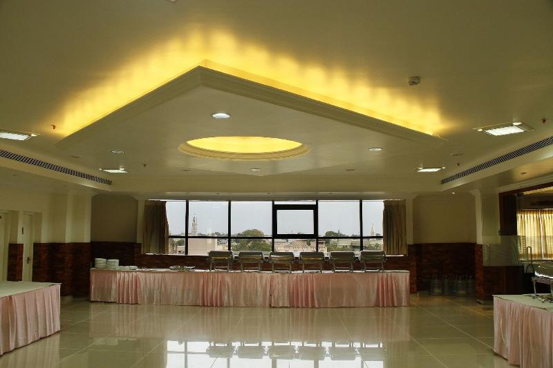Hotel Dsf Grand Plazas image
