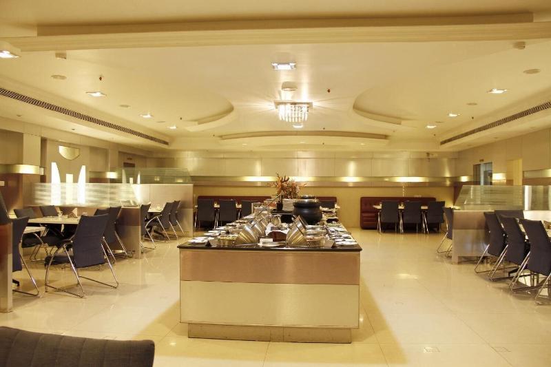 Hotel Dsf Grand Plazas image