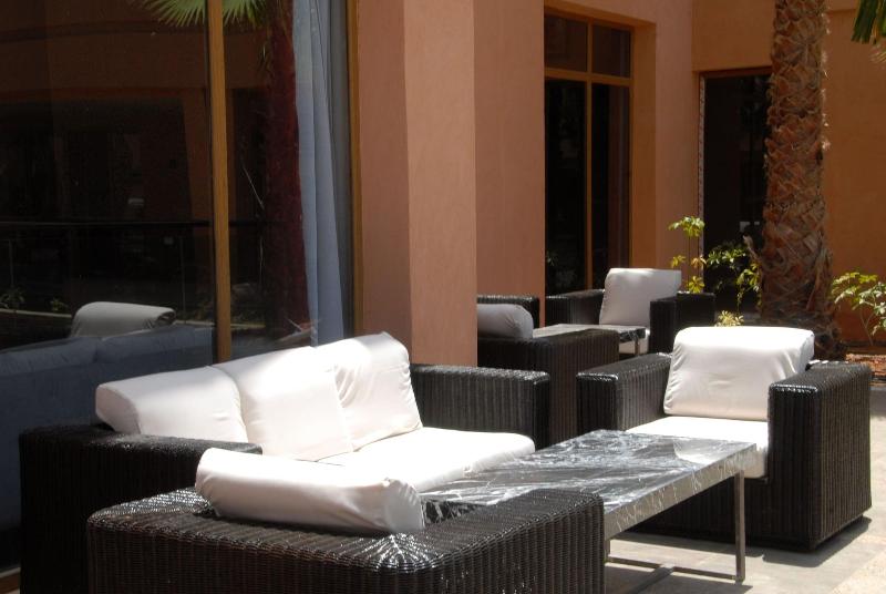 Oasis Palm Hotel — general view