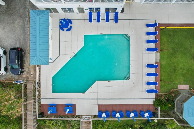 Ocean Isle Inn image