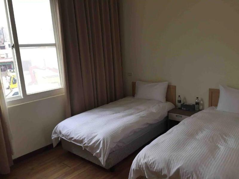 Old Harbour Hostel image