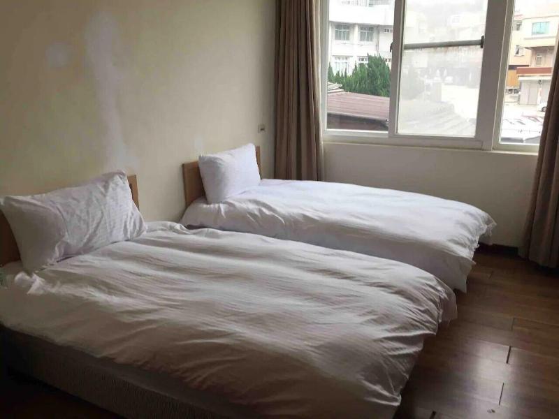 Old Harbour Hostel image
