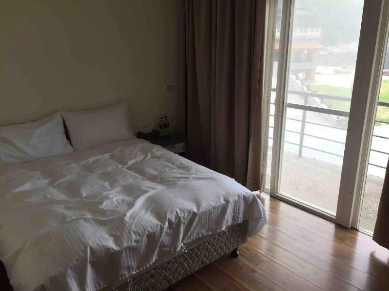 Old Harbour Hostel image