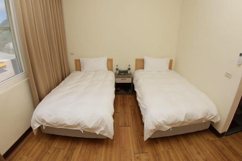 Old Harbour Hostel image