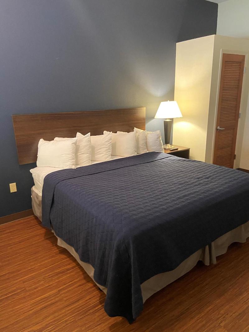 Orange County National Lodge image