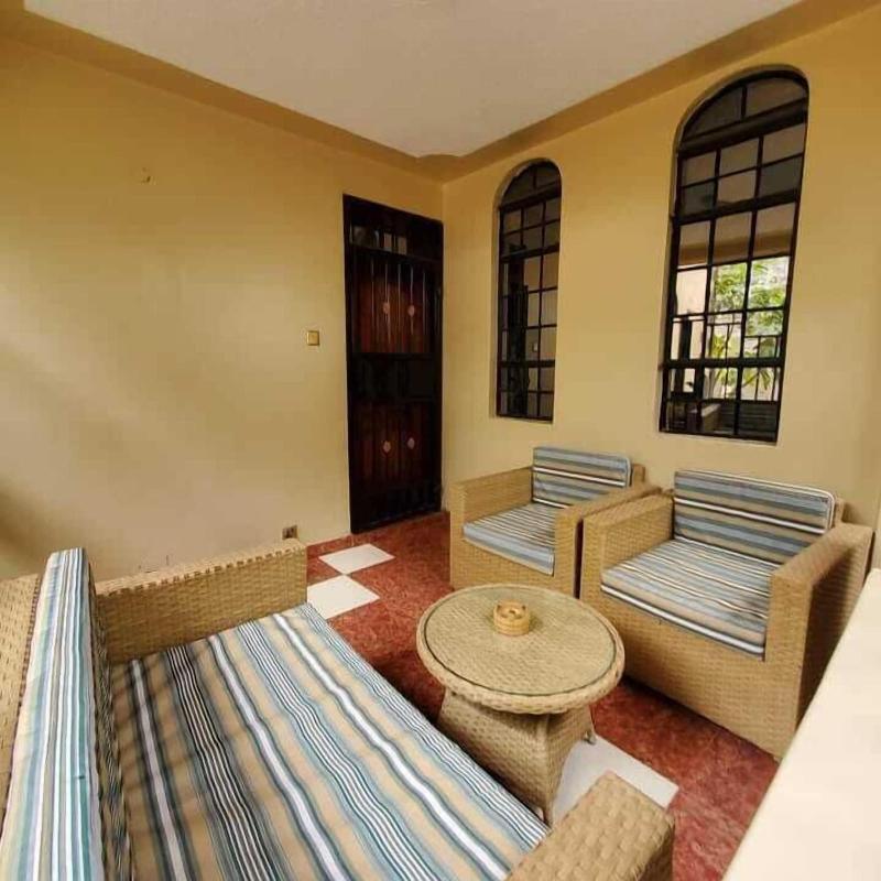 Palm Airport Suites image