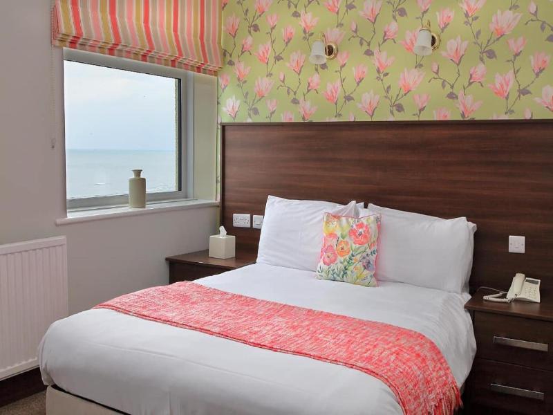 Park Hotel image