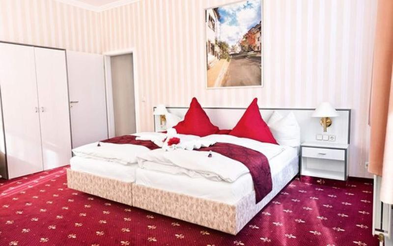 Parkhotel Meerane image