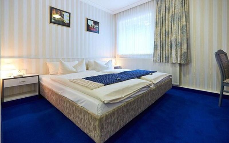 Parkhotel Meerane image