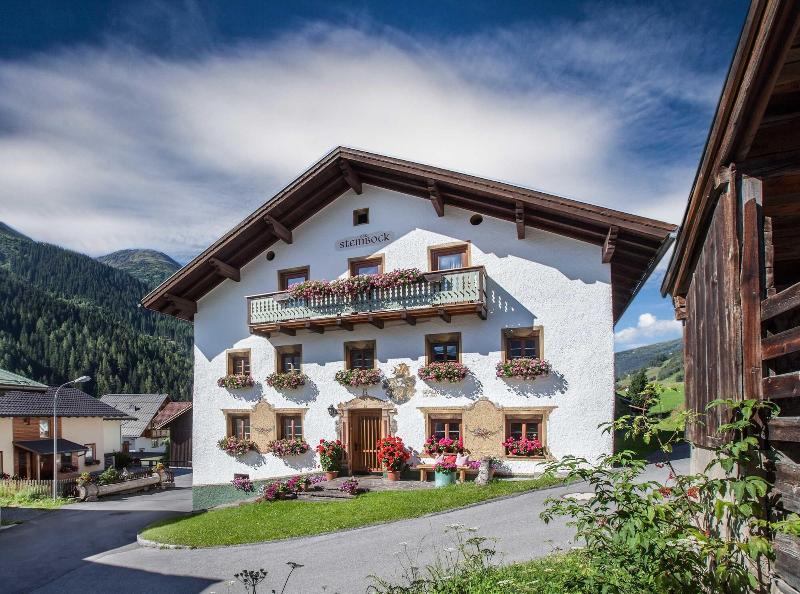 Pension der Steinbock - Das Bauernhaus image