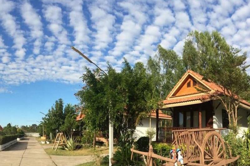 Plaifah Resort Ubon image