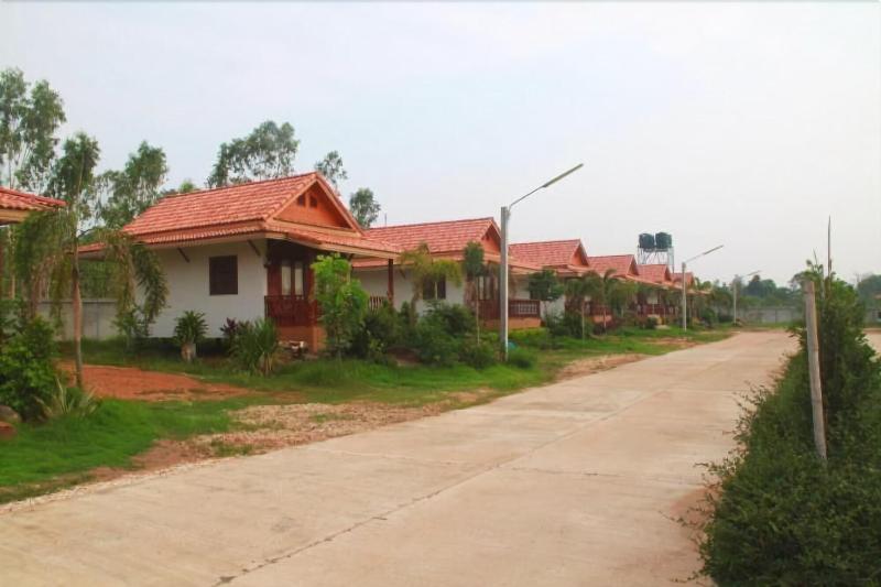 Plaifah Resort Ubon image