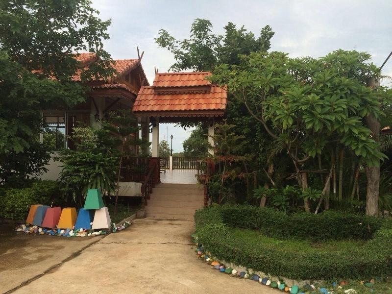Plaifah Resort Ubon image